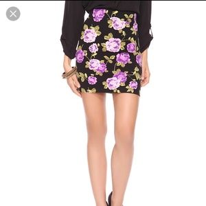 Mini bodycon skirt